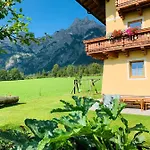 Alpen Oberlehengut *